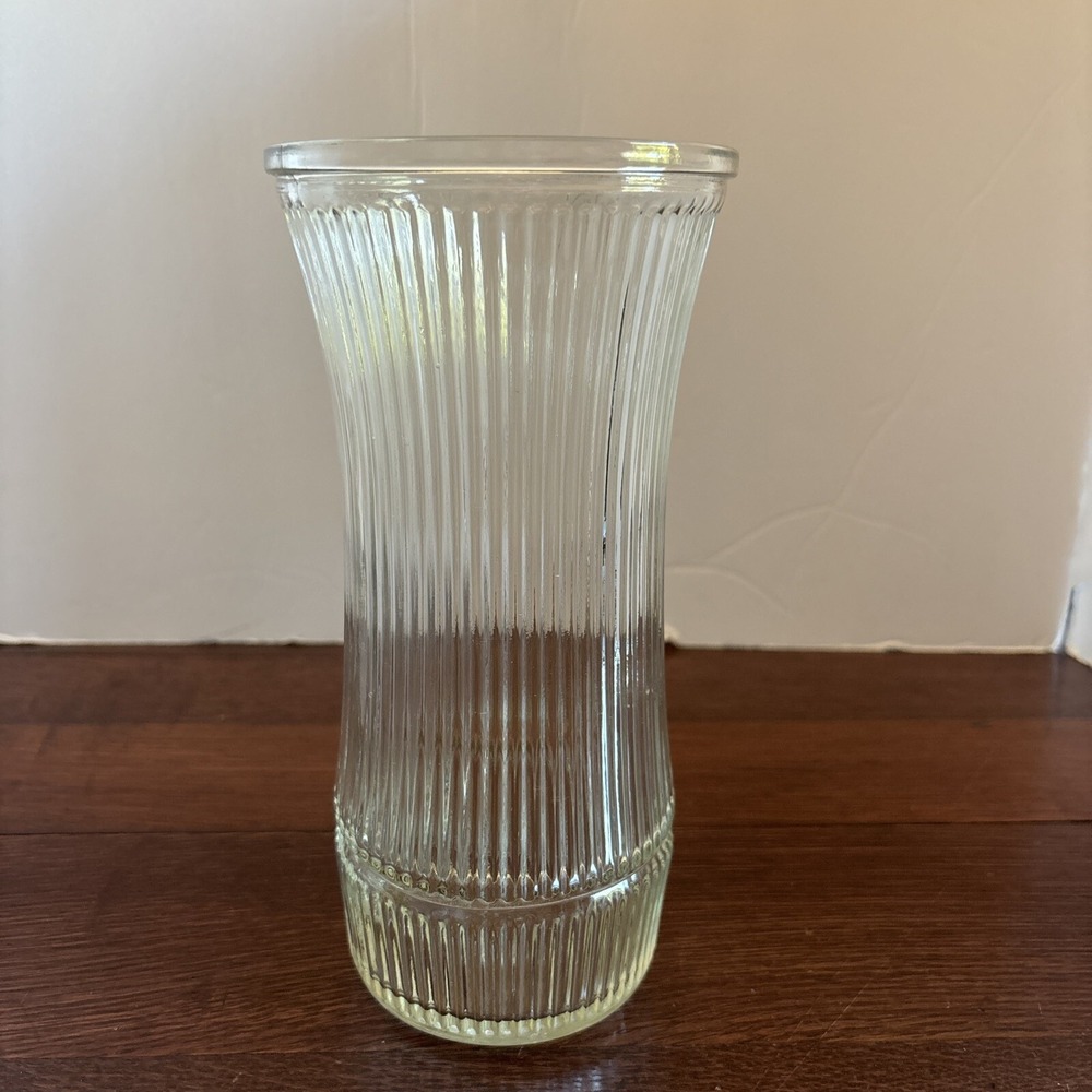 Vintage Hoosier Glass Vase Clear Ribbed 8 1/2" Tall‎